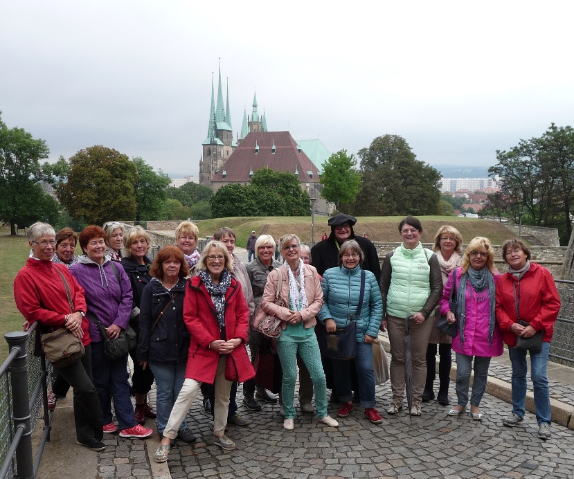 LandFrauen Hillerse an der Zitadelle Petersburg